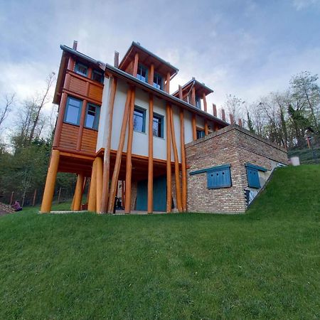 Vendeghaz Petoerke Hotel Bárdudvarnok Екстериор снимка