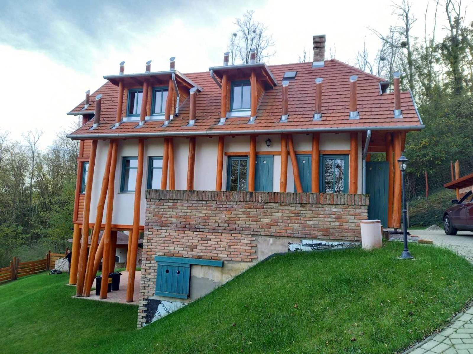 Vendeghaz Petoerke Hotel Bárdudvarnok Екстериор снимка