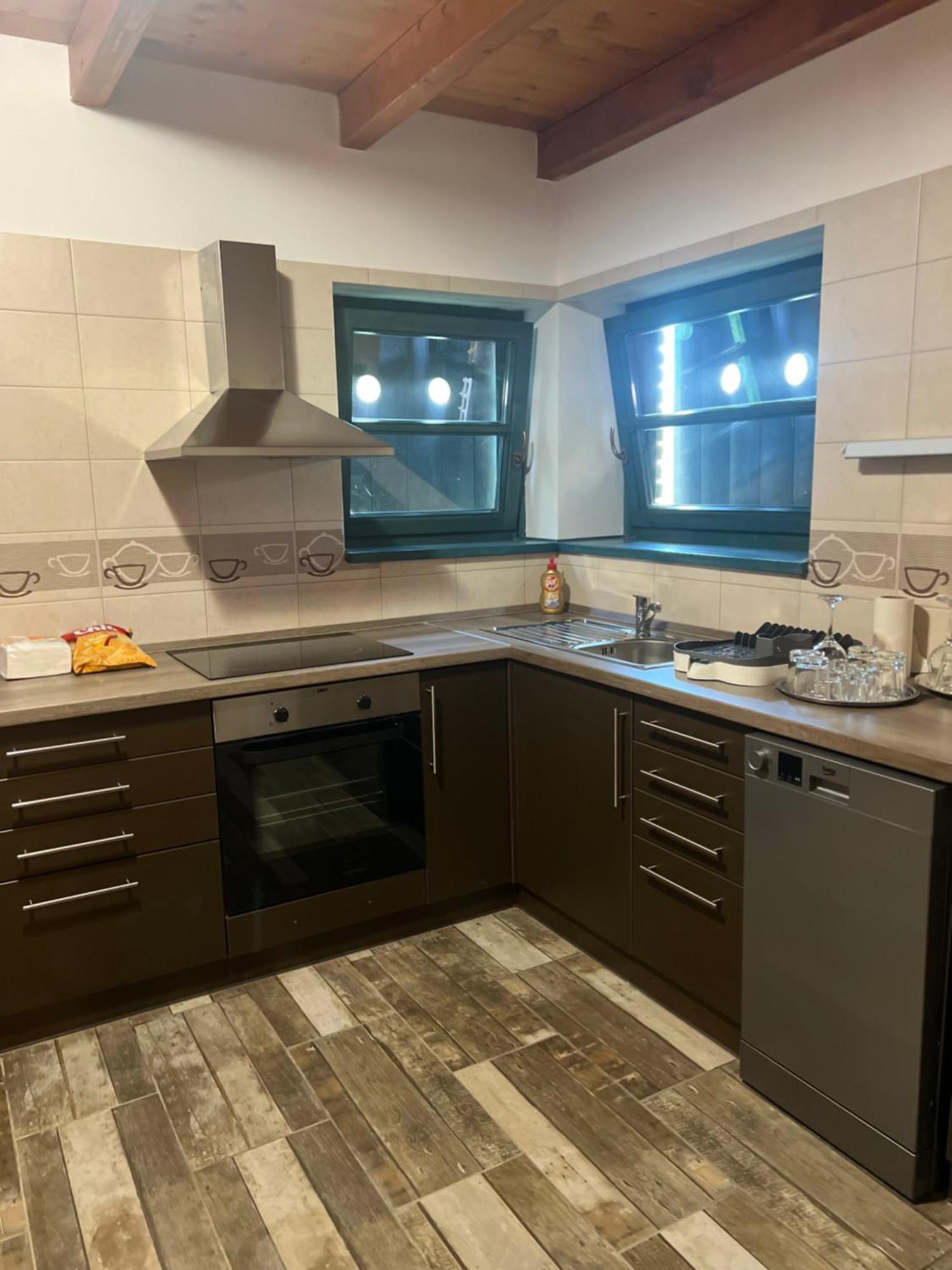 Vendeghaz Petoerke Hotel Bárdudvarnok Екстериор снимка