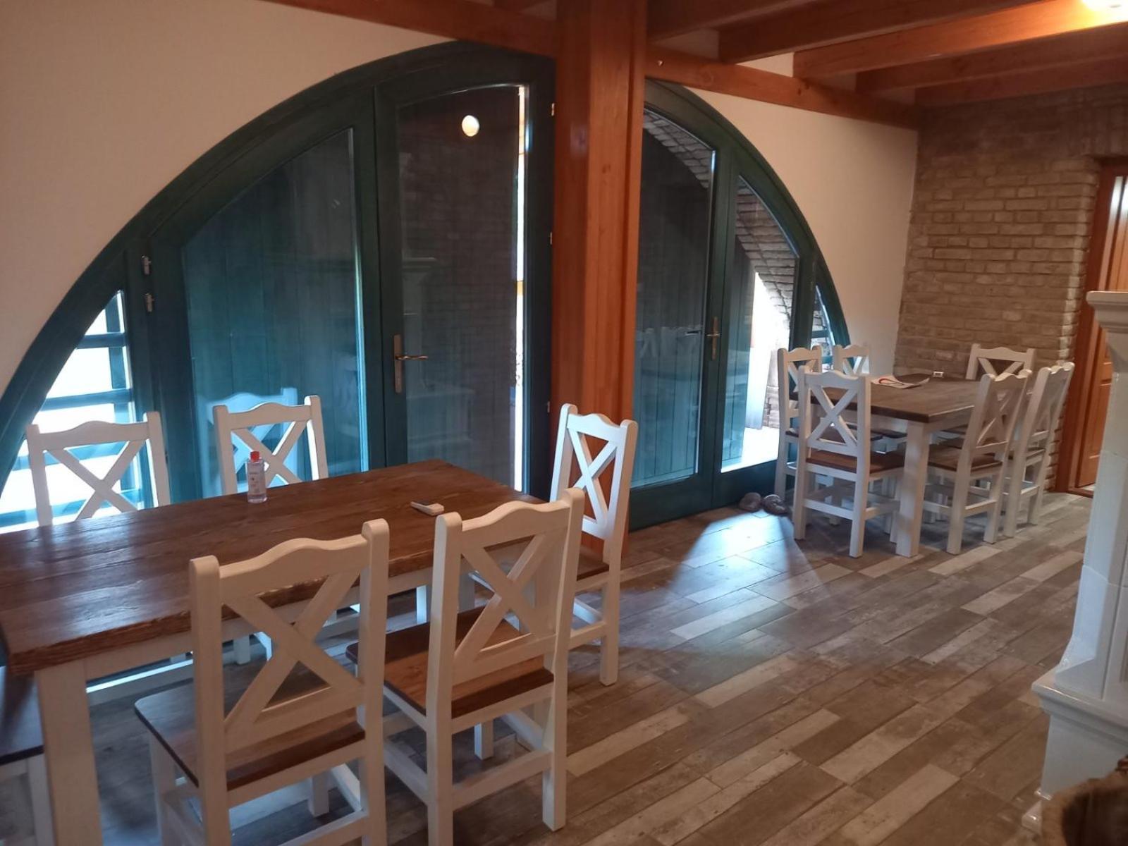 Vendeghaz Petoerke Hotel Bárdudvarnok Екстериор снимка