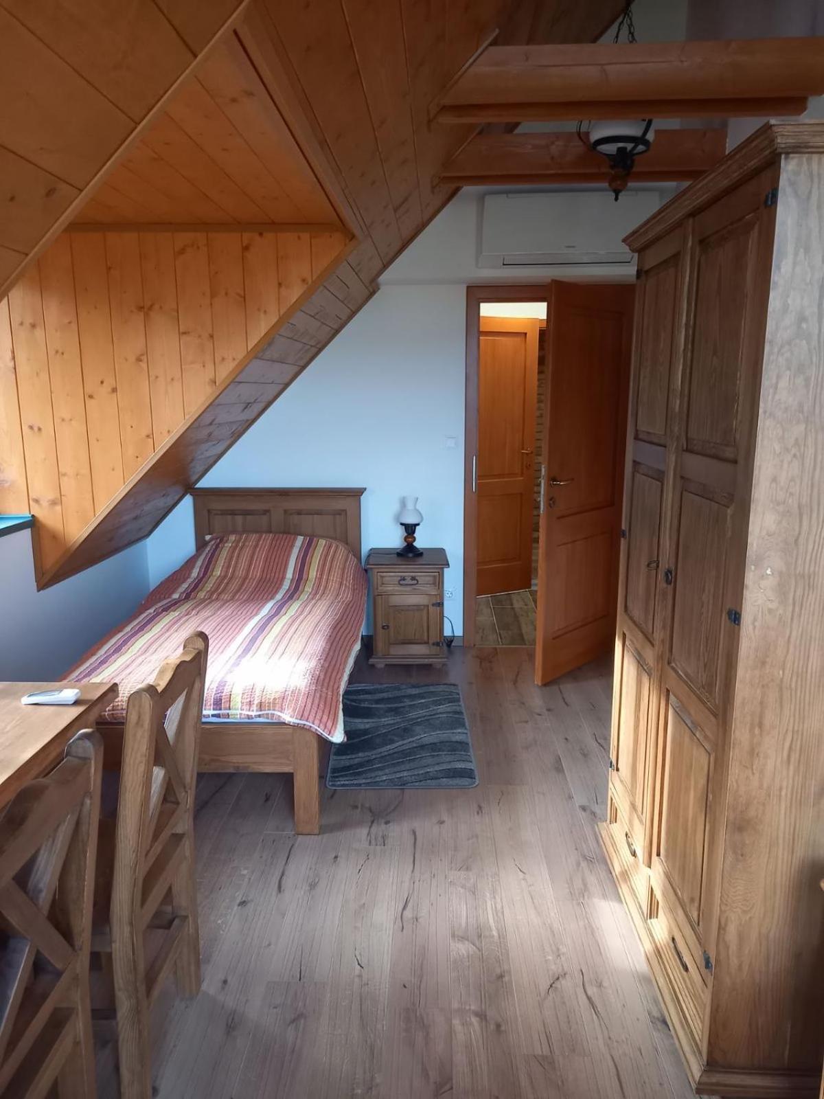 Vendeghaz Petoerke Hotel Bárdudvarnok Екстериор снимка